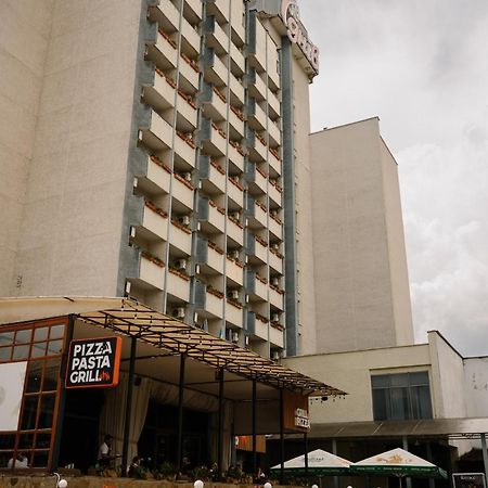 7 Days Hotel Kamyanets-Podilskyi المظهر الخارجي الصورة